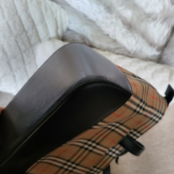 Burberry Horseferry Handle Bag..Authentic w/COA.. - Picture 15 of 16